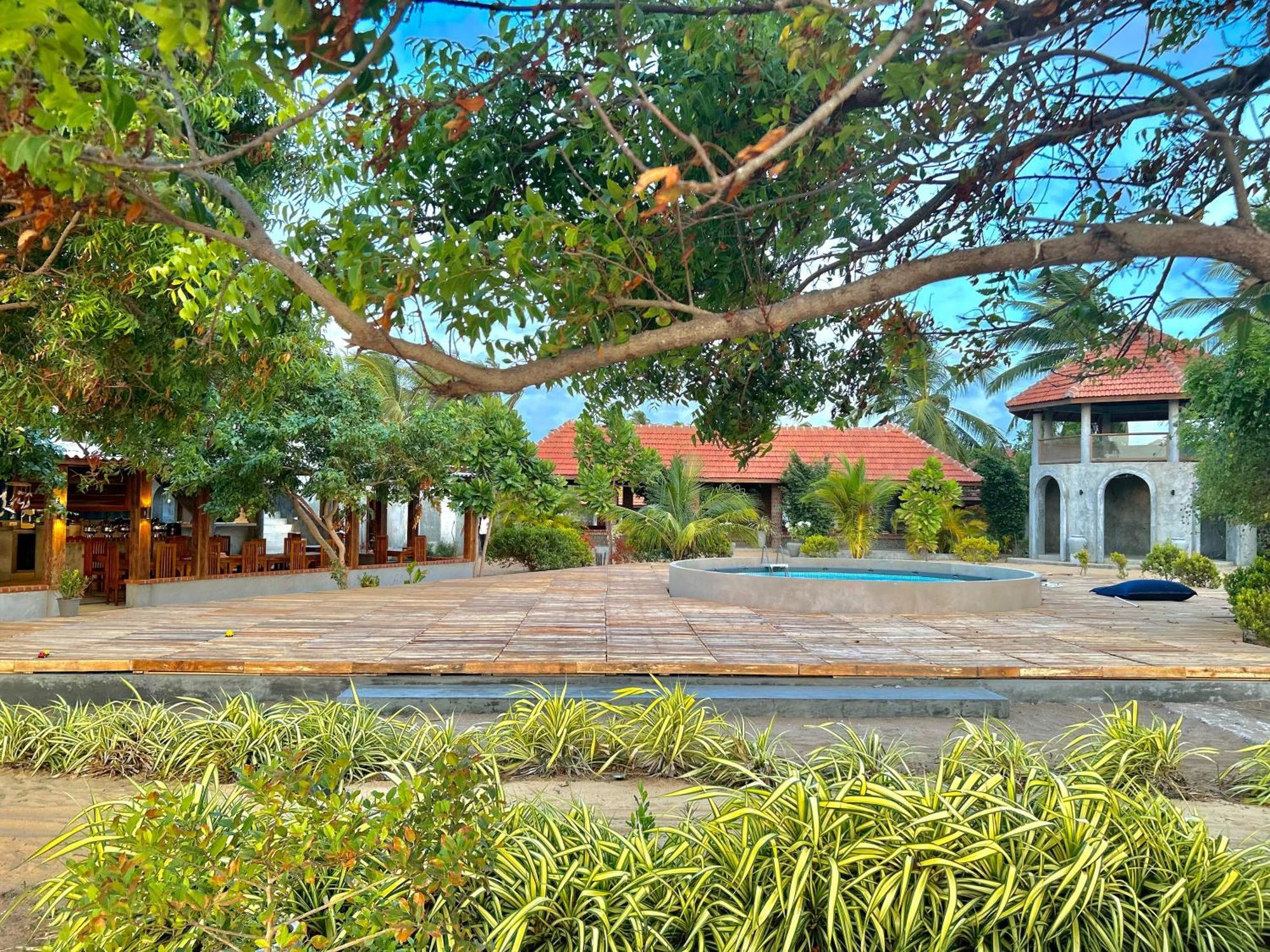 Arasi Resort Kalpitiya Exteriör bild